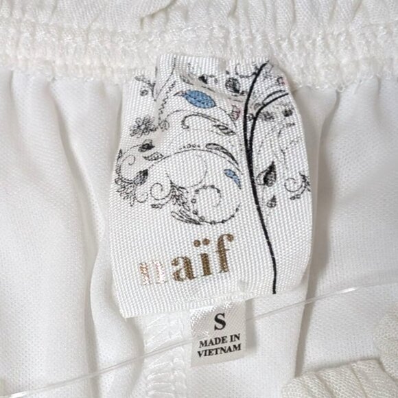 Naif Boho White Dress Womens Small Bell Sleeve Laces Flowy Hippie Oversized - Picture 3 of 8